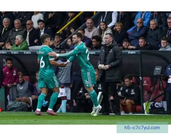 卫报称利物浦尊重罗伯逊赴热刺